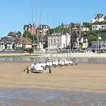 Les Muguets Mit Garten Und Grillplatz By Interhome Apartment