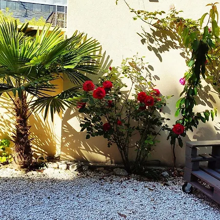 Les Muguets Mit Garten Und Grillplatz By Interhome