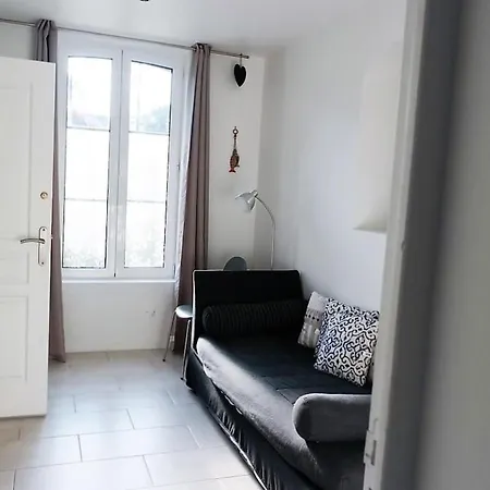 아파트 Les Muguets Mit Garten Und Grillplatz By Interhome *