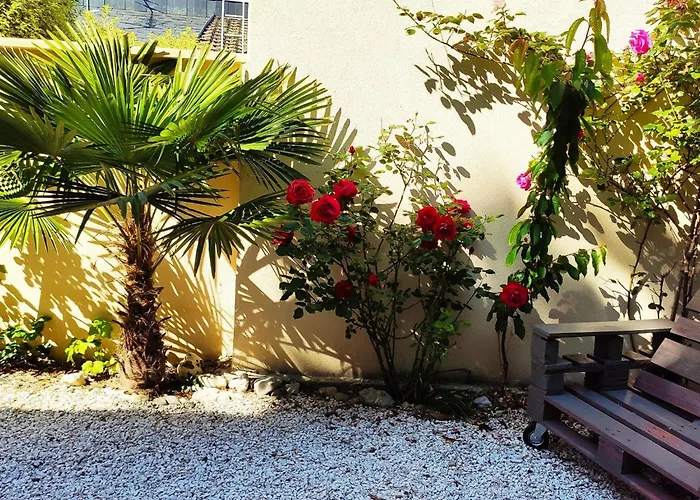 Les Muguets Mit Garten Und Grillplatz By Interhome