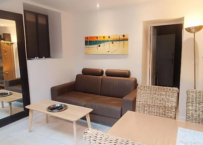 Les Muguets Mit Garten Und Grillplatz By Interhome